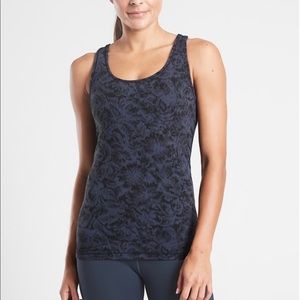 Athleta Scoop Tank Texture